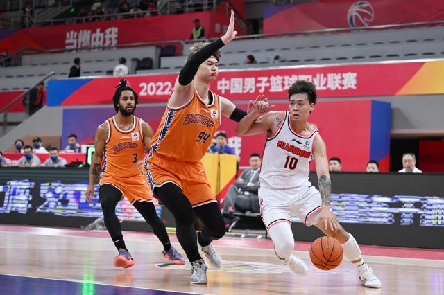 足球比赛-【观察】新赛季开局兵败如山倒 上海队为何不堪一击